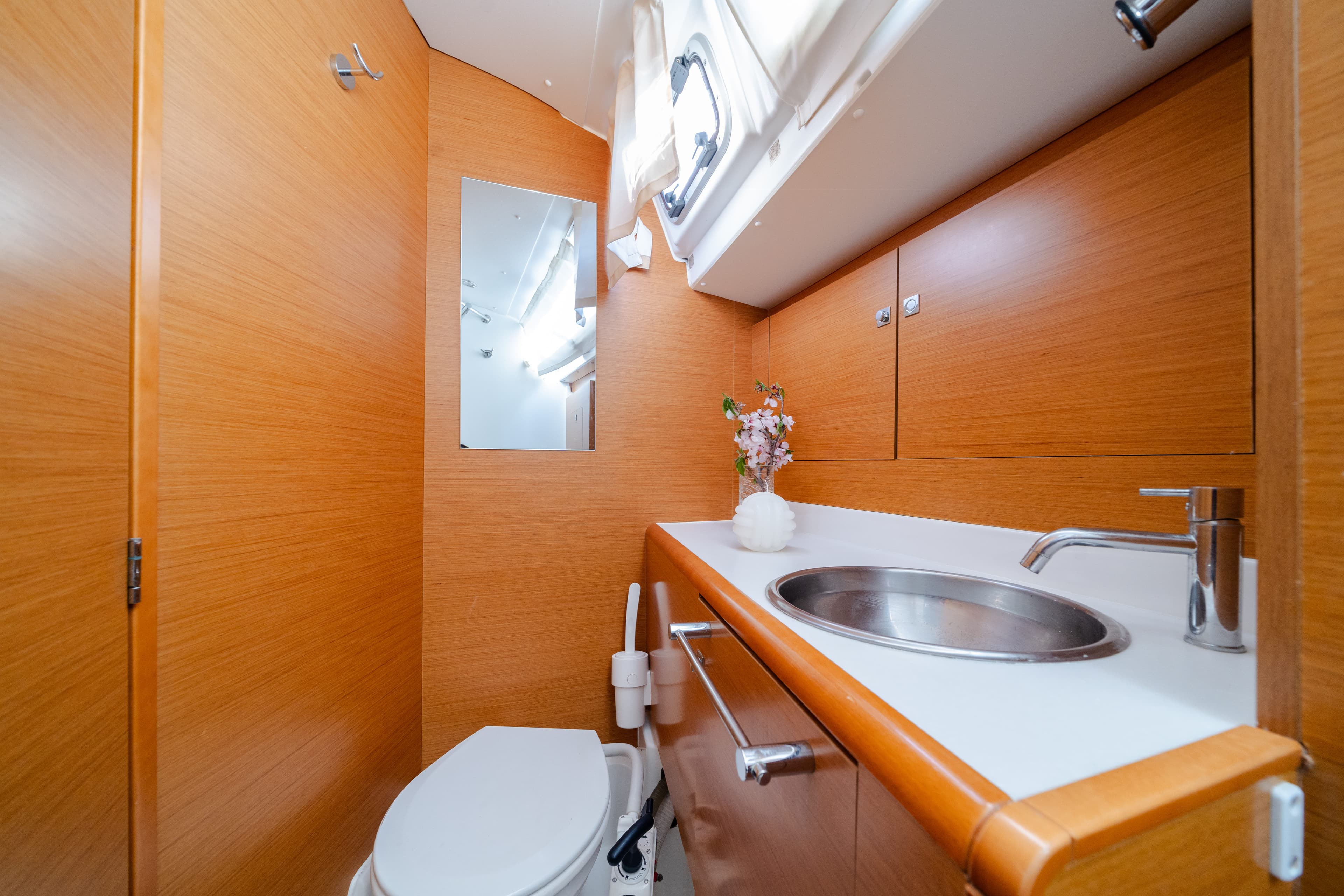 Sun Odyssey 439 - photo 4