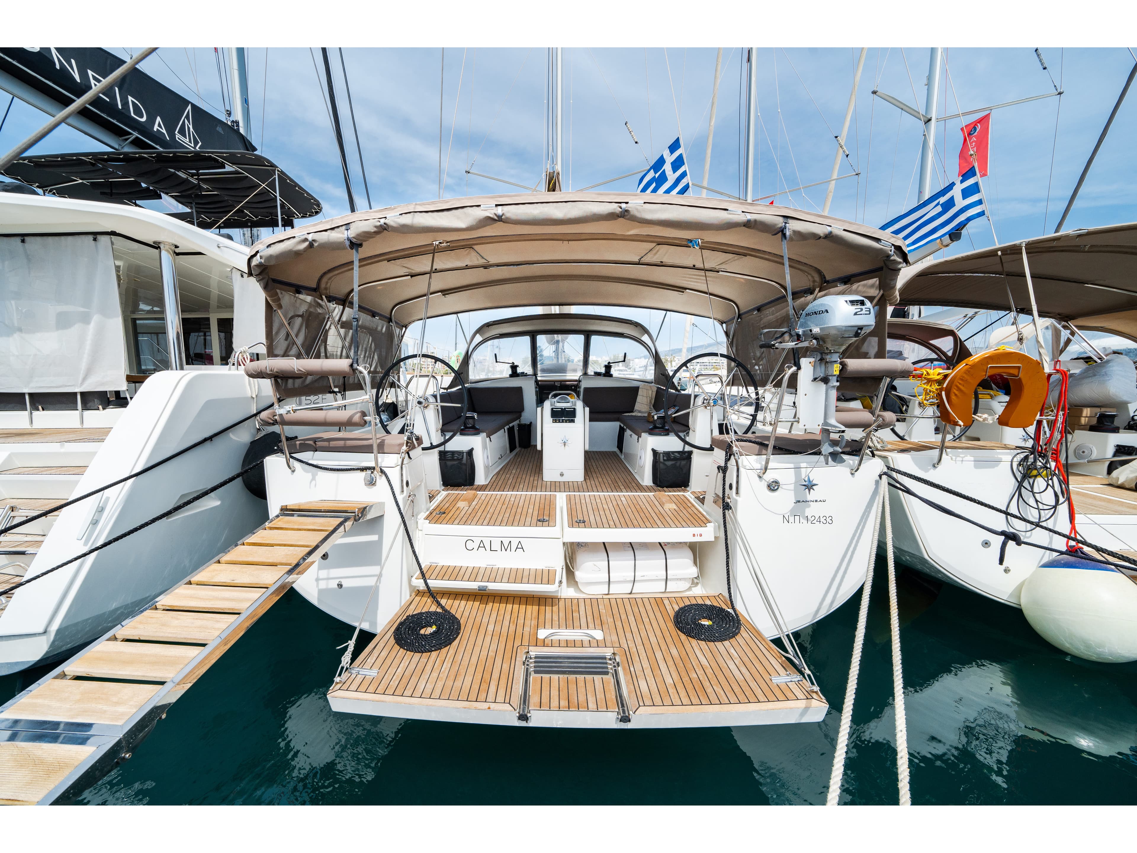 Sun Odyssey 490 - photo