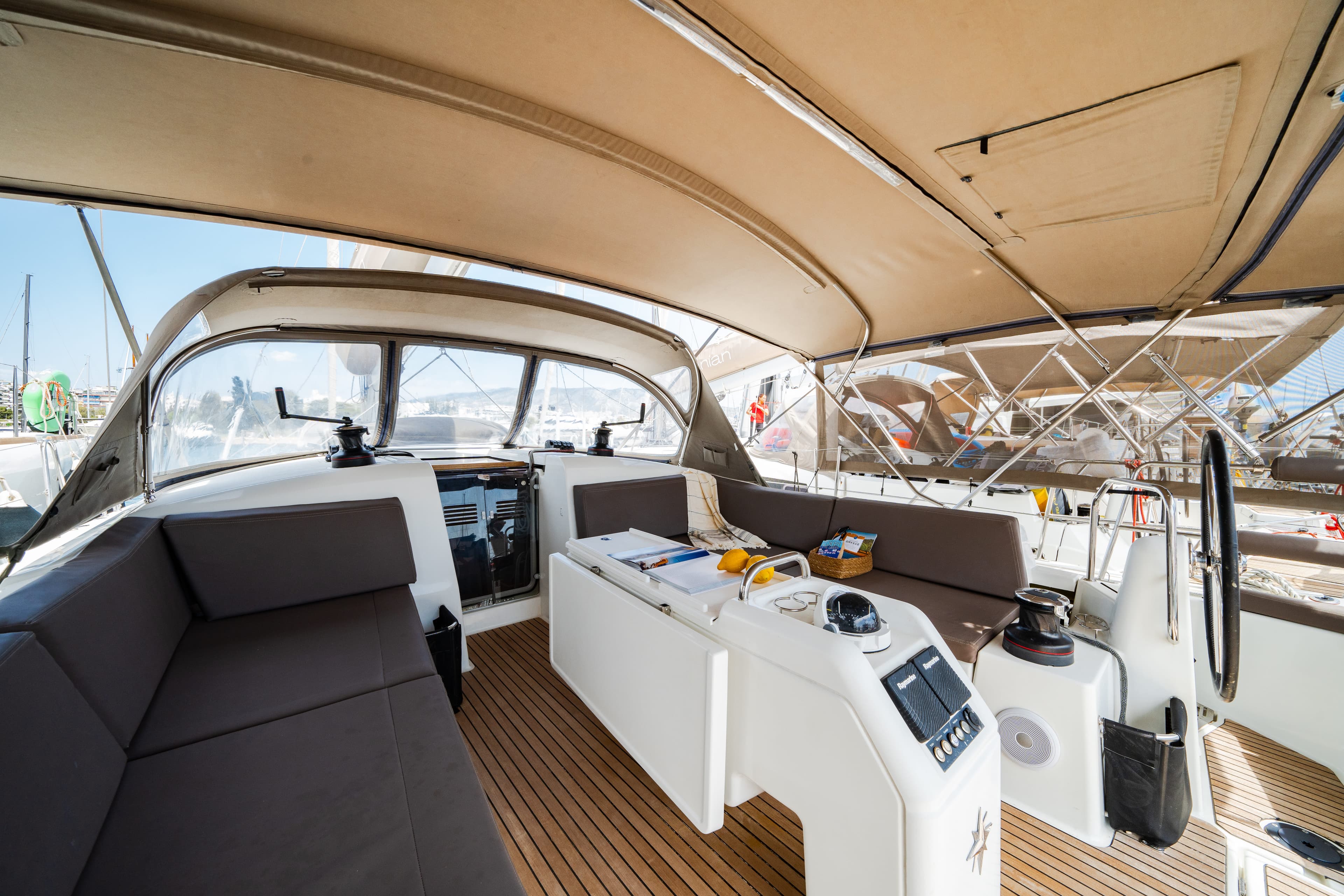 Sun Odyssey 490 - photo 12