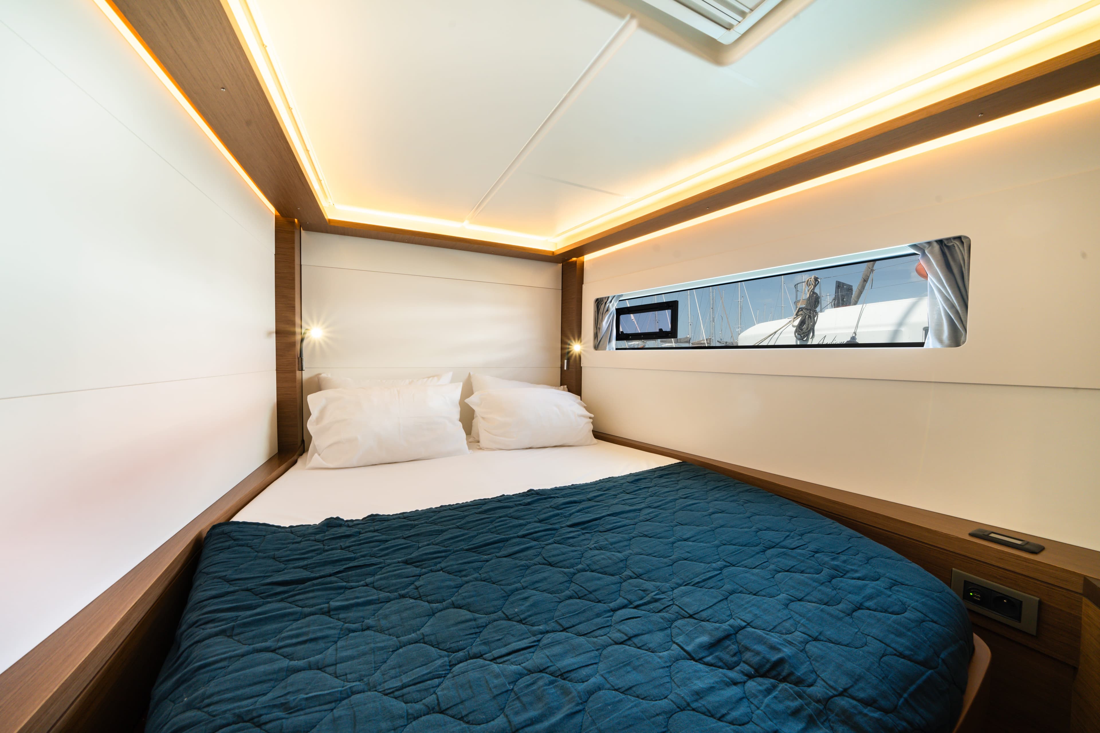 Lagoon 46  - photo 5