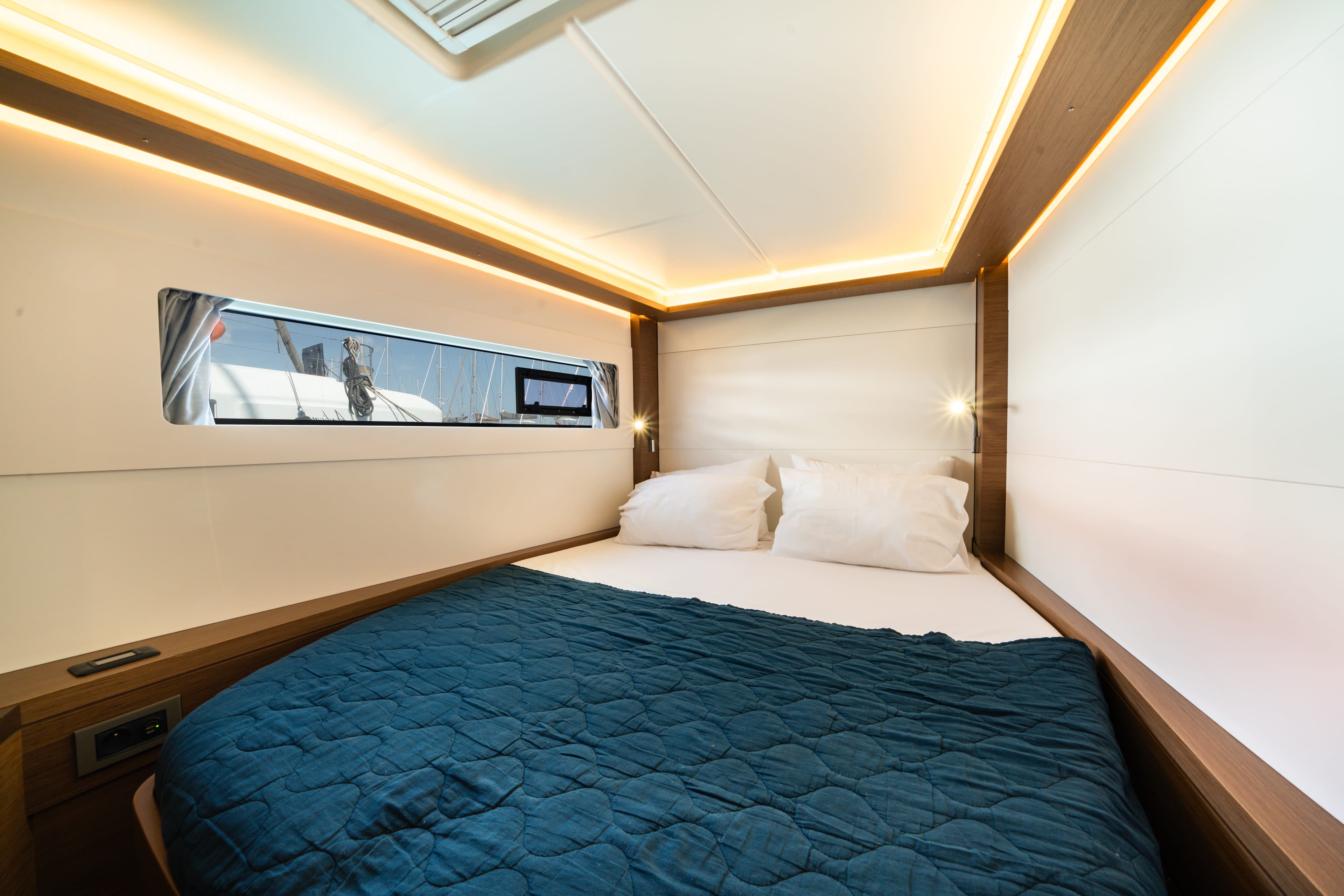 Lagoon 46  - photo 13