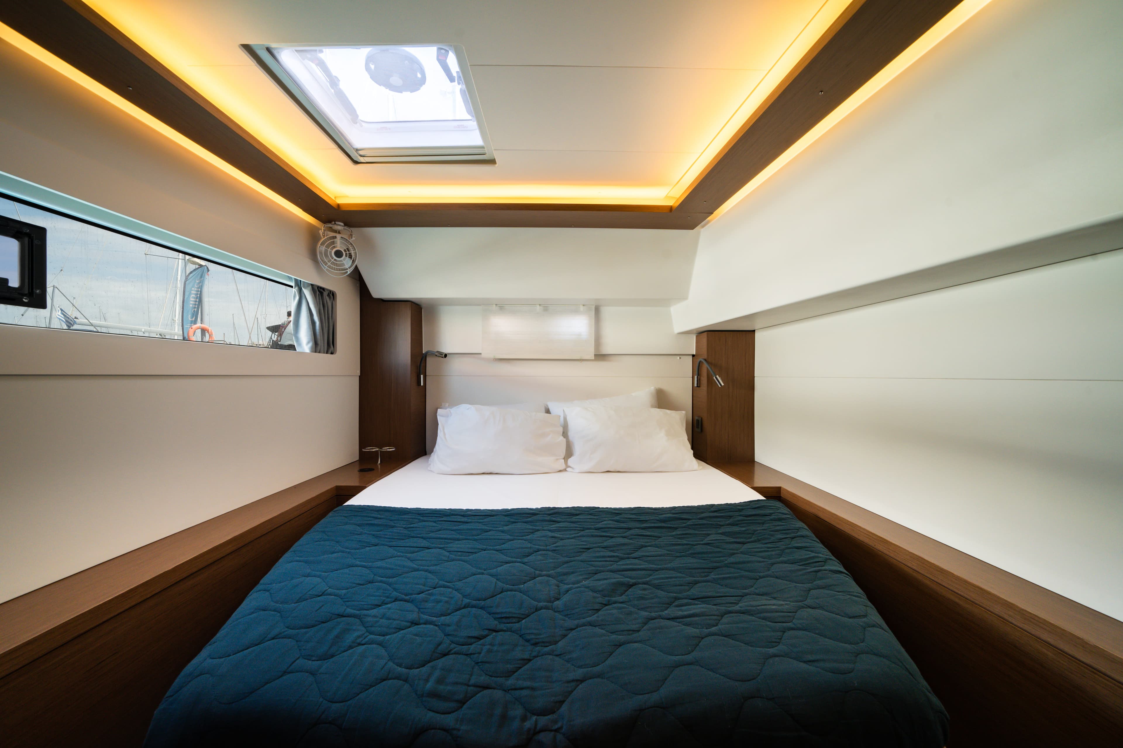 Lagoon 46  - photo 16