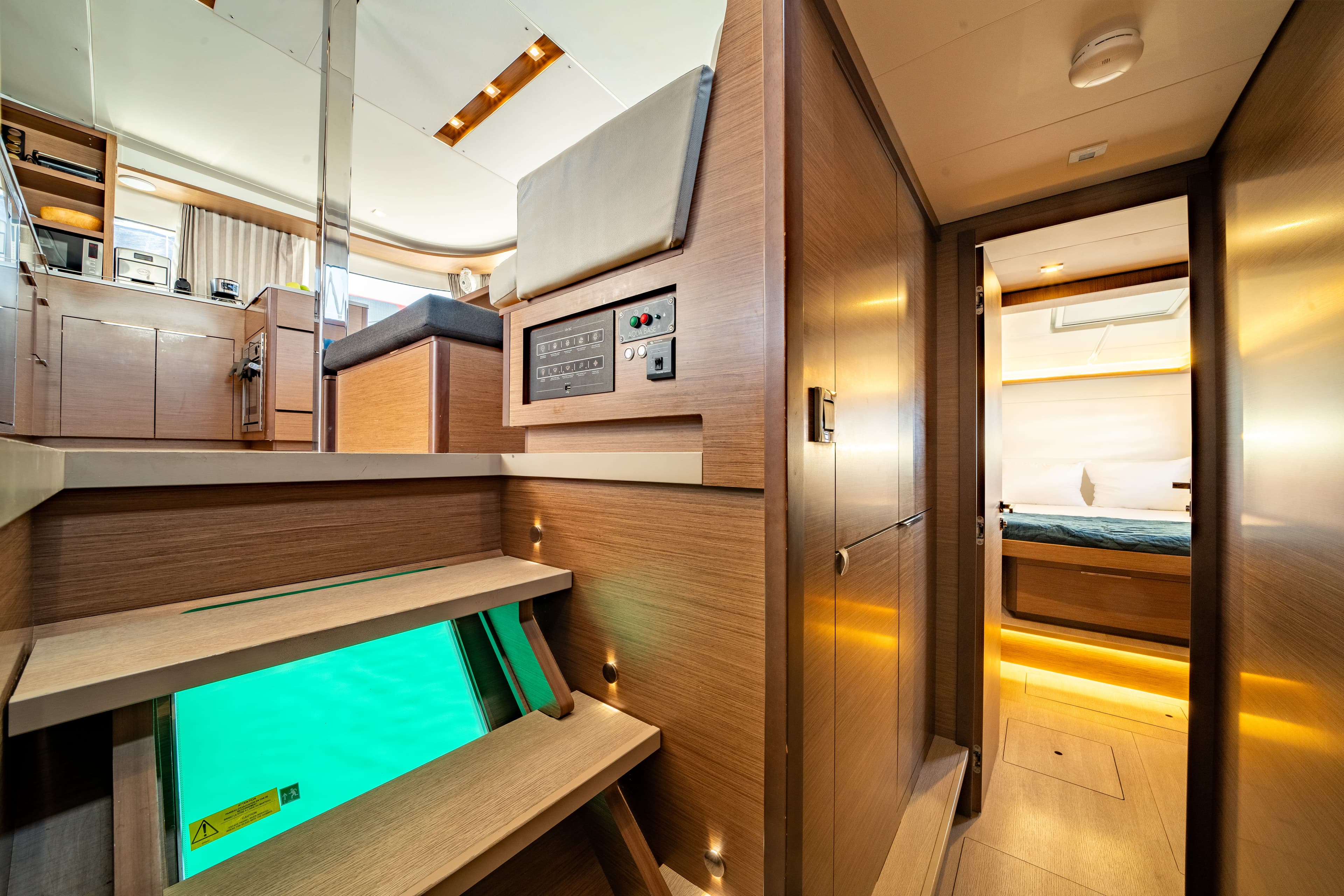 Lagoon 46  - photo 23