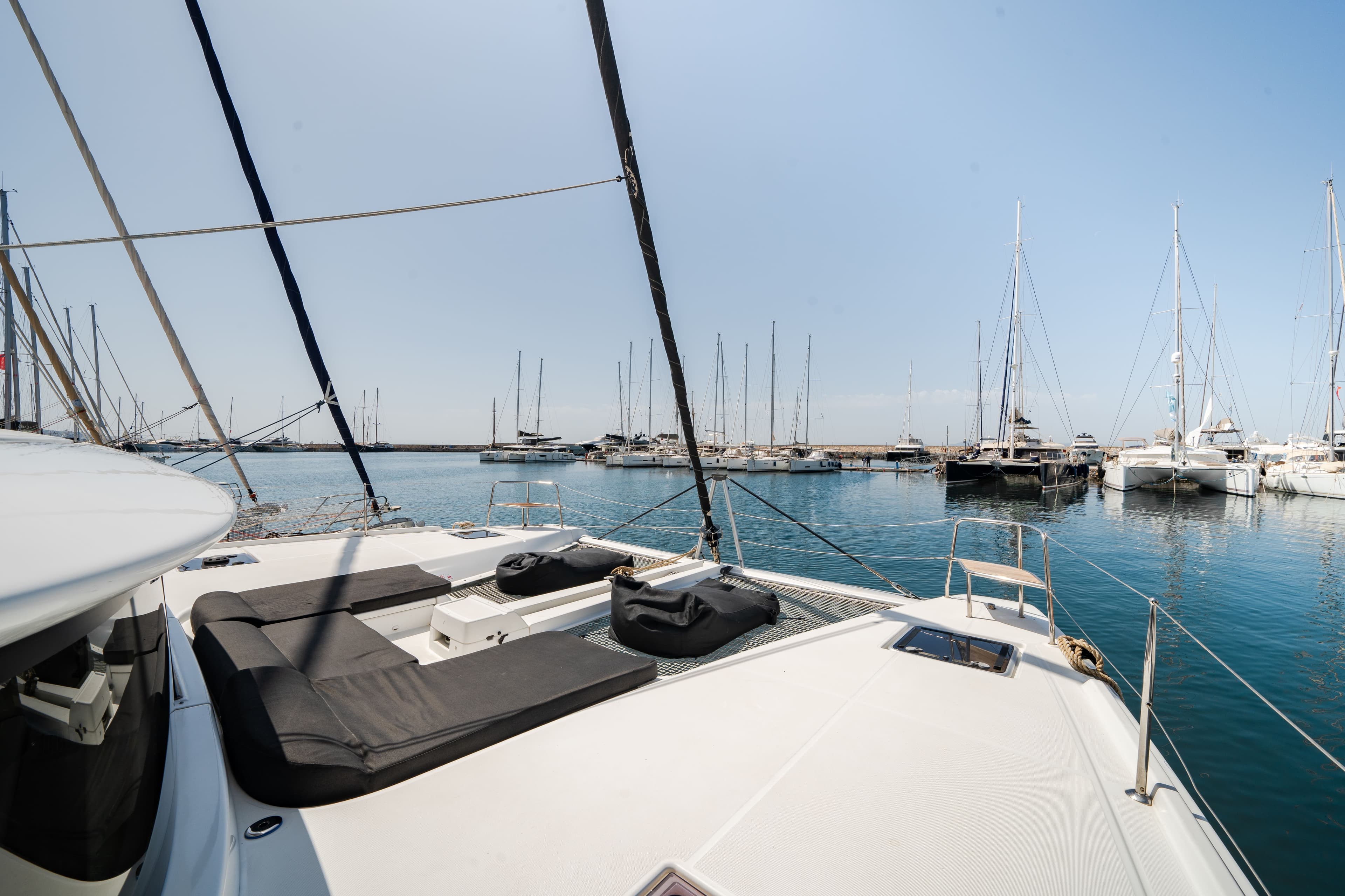 Lagoon 46  - photo 10