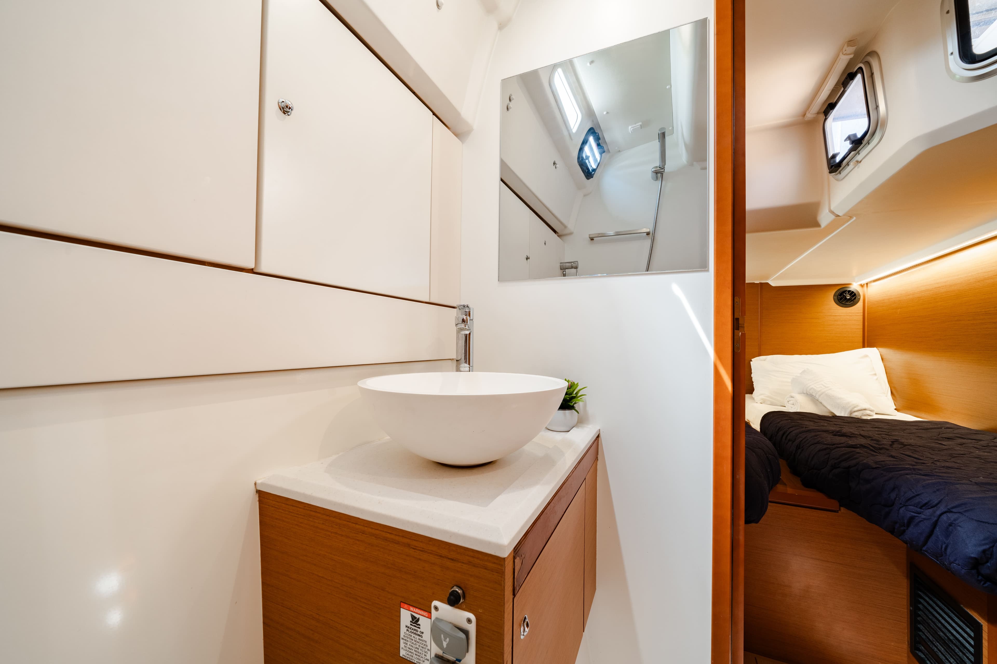 Jeanneau 54 - photo 17