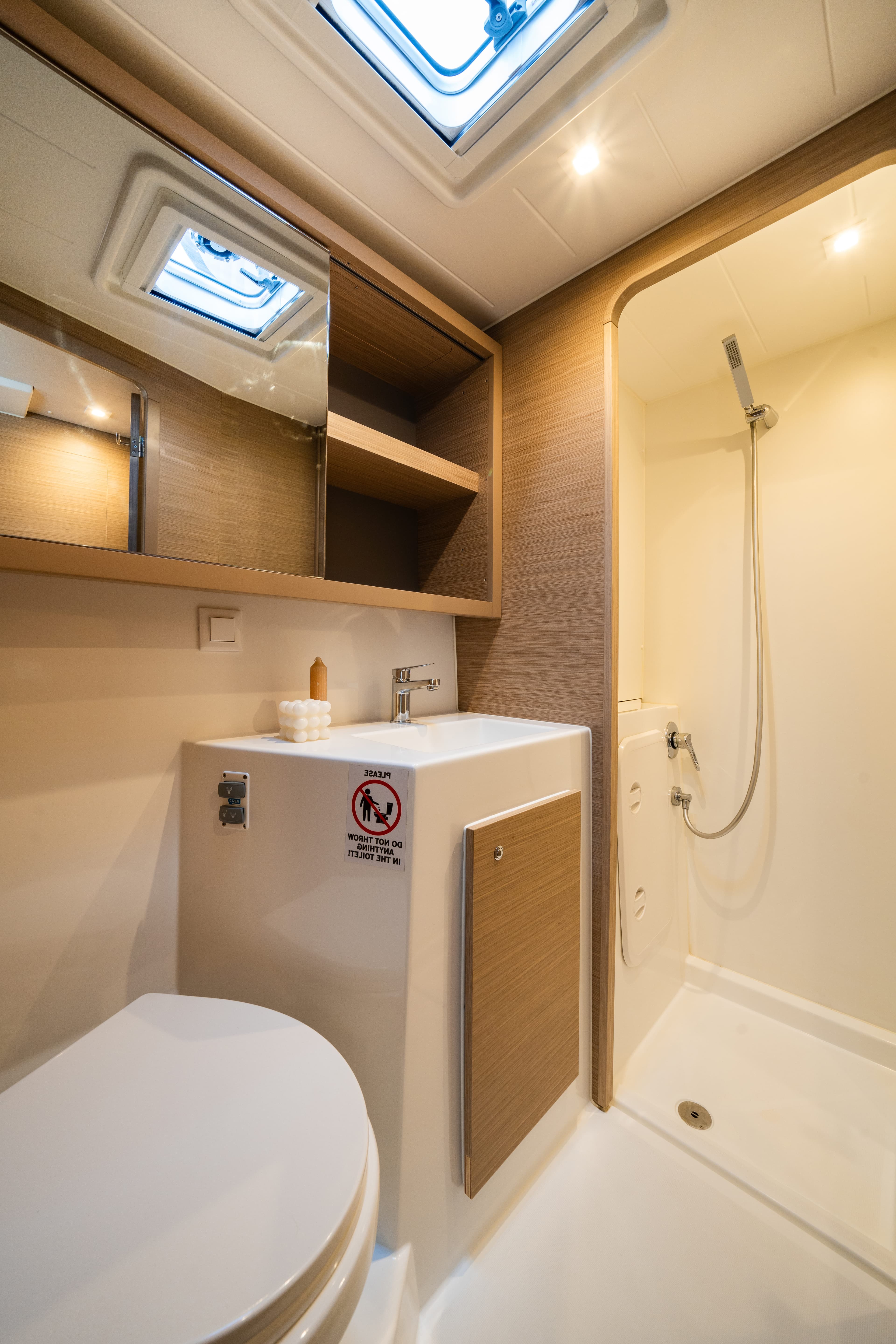 Lagoon 42 - photo 22