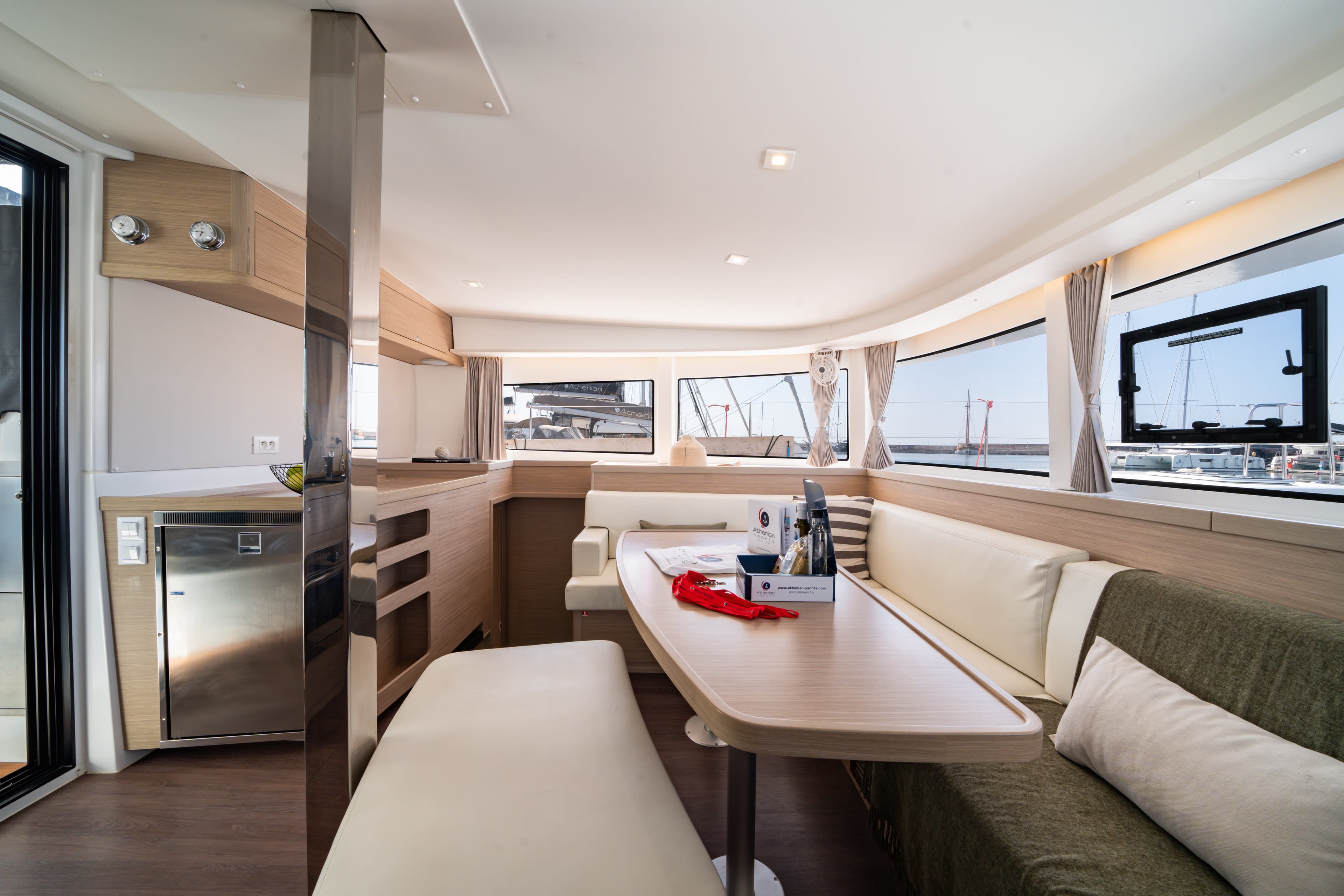 Lagoon 42 - photo 17