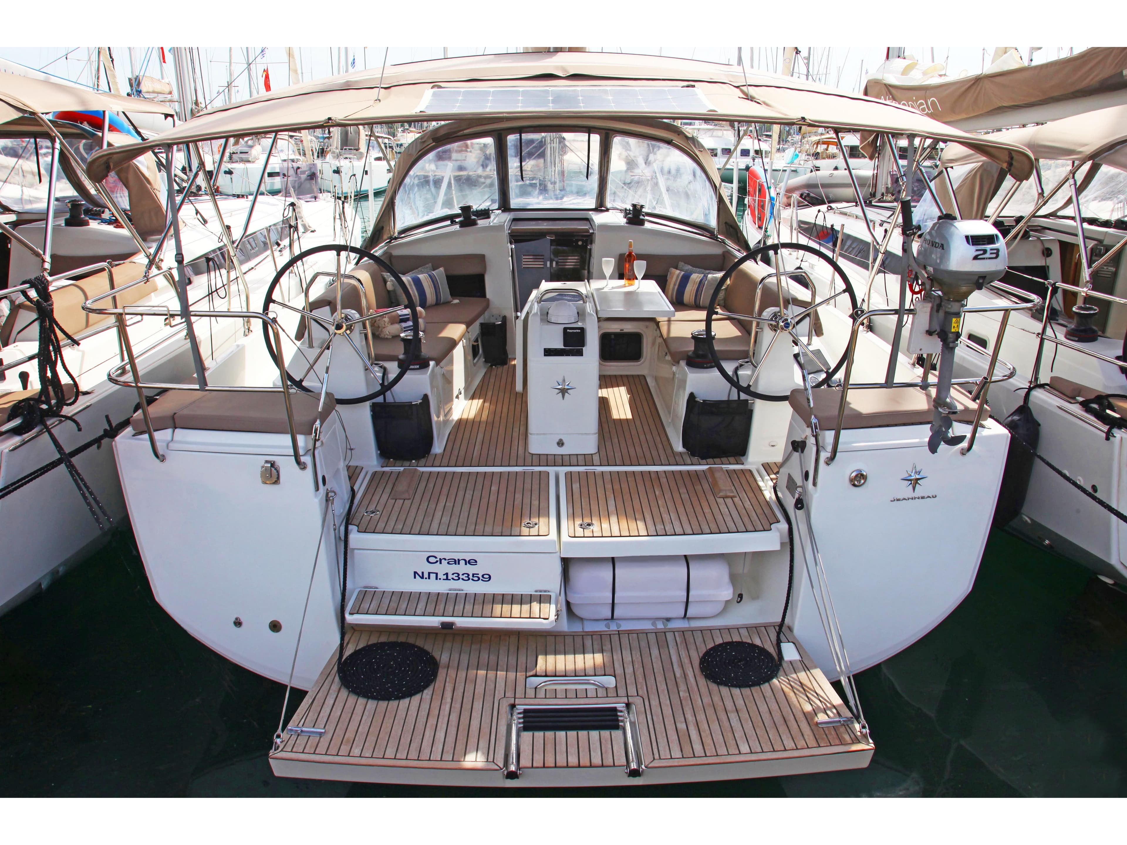 Sun Odyssey 440 - photo