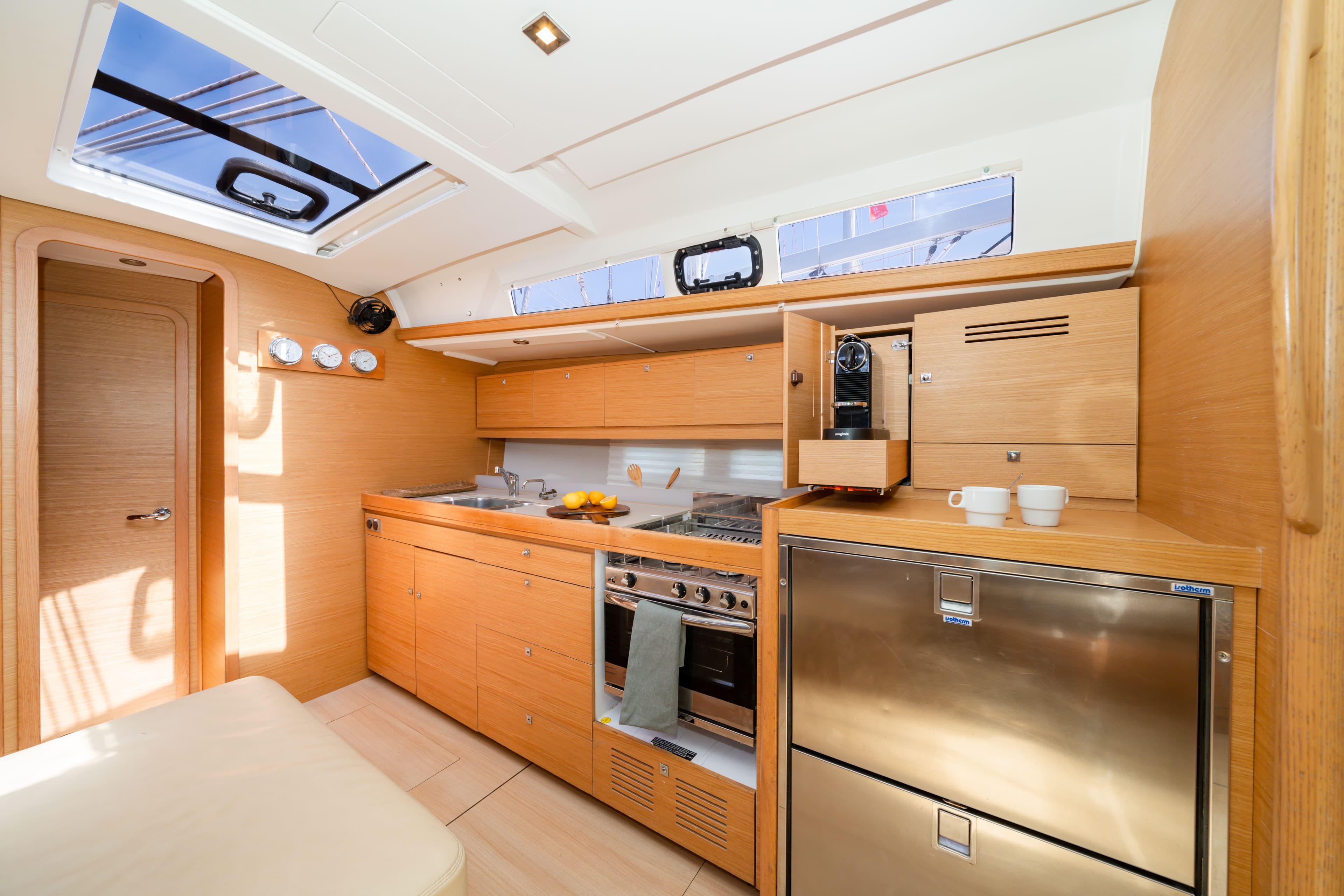 Dufour 460 Grand Large - photo 10