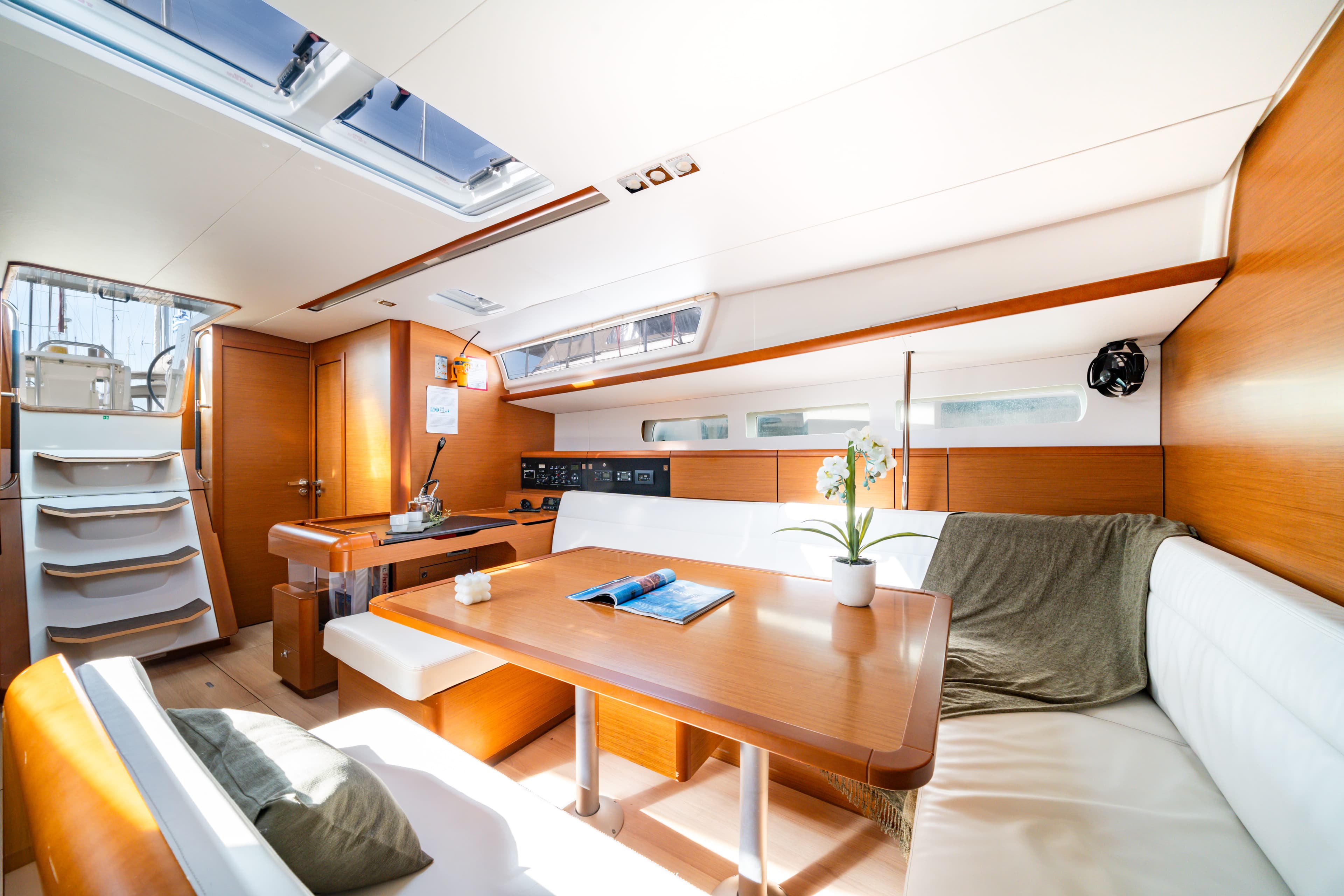 Sun Odyssey 519 - photo 17