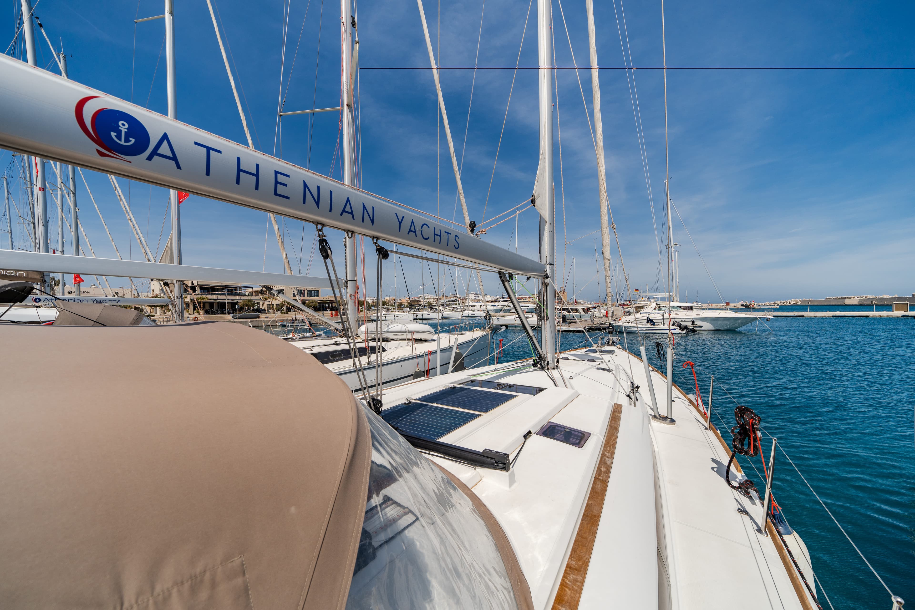 Sun Odyssey 519 - photo 4