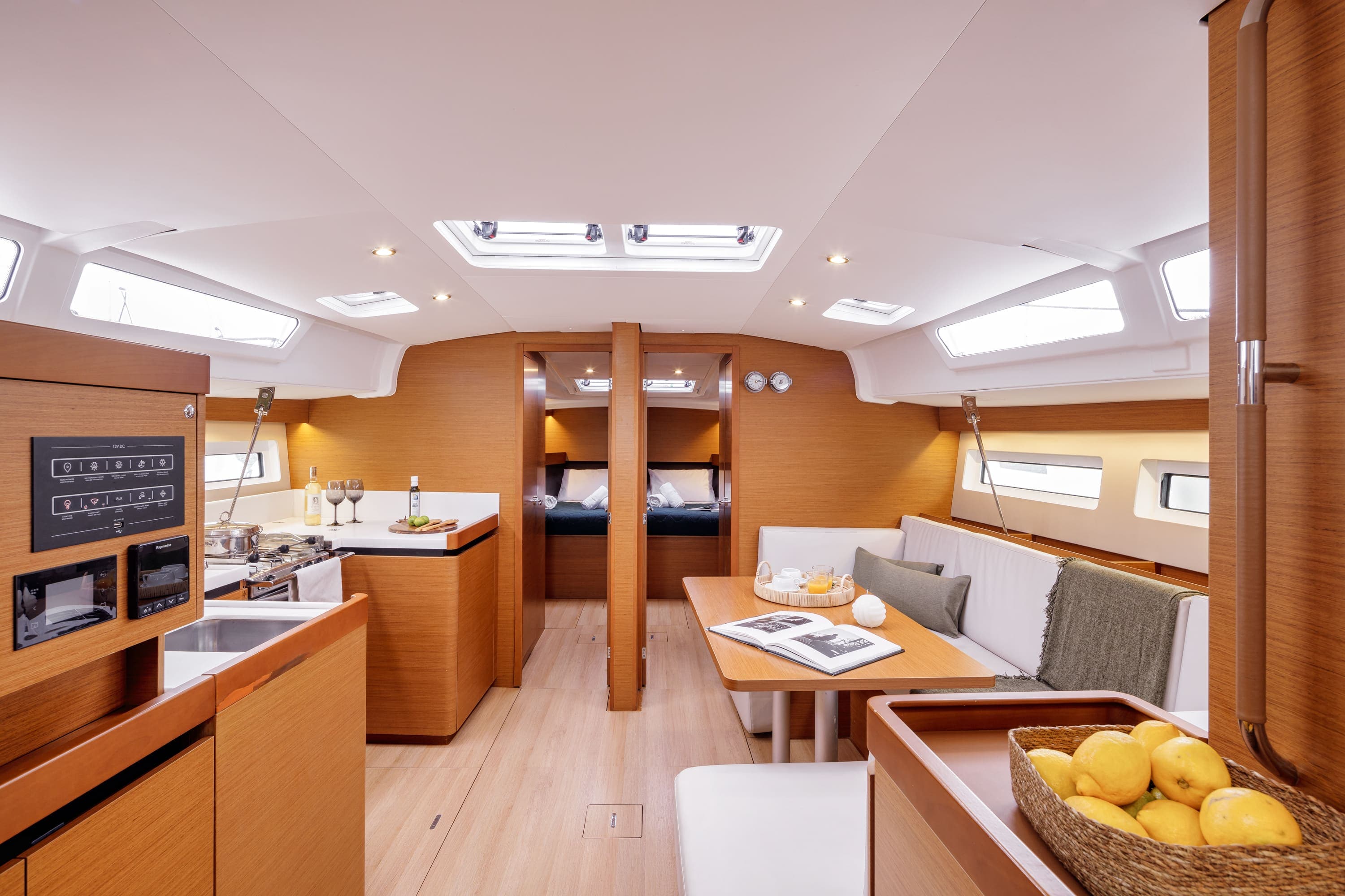 Sun Odyssey 490 - photo 4