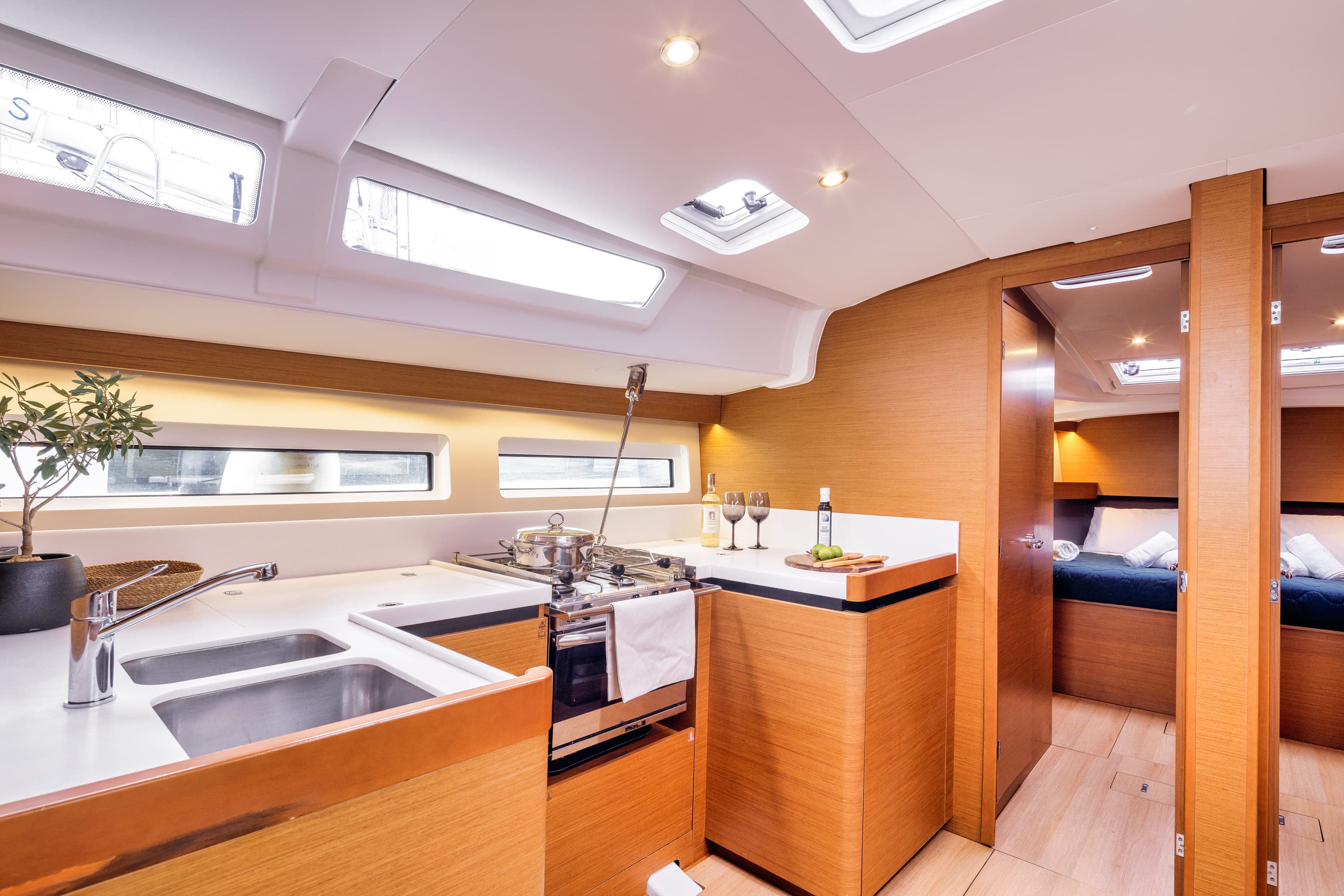 Sun Odyssey 490 - photo 8