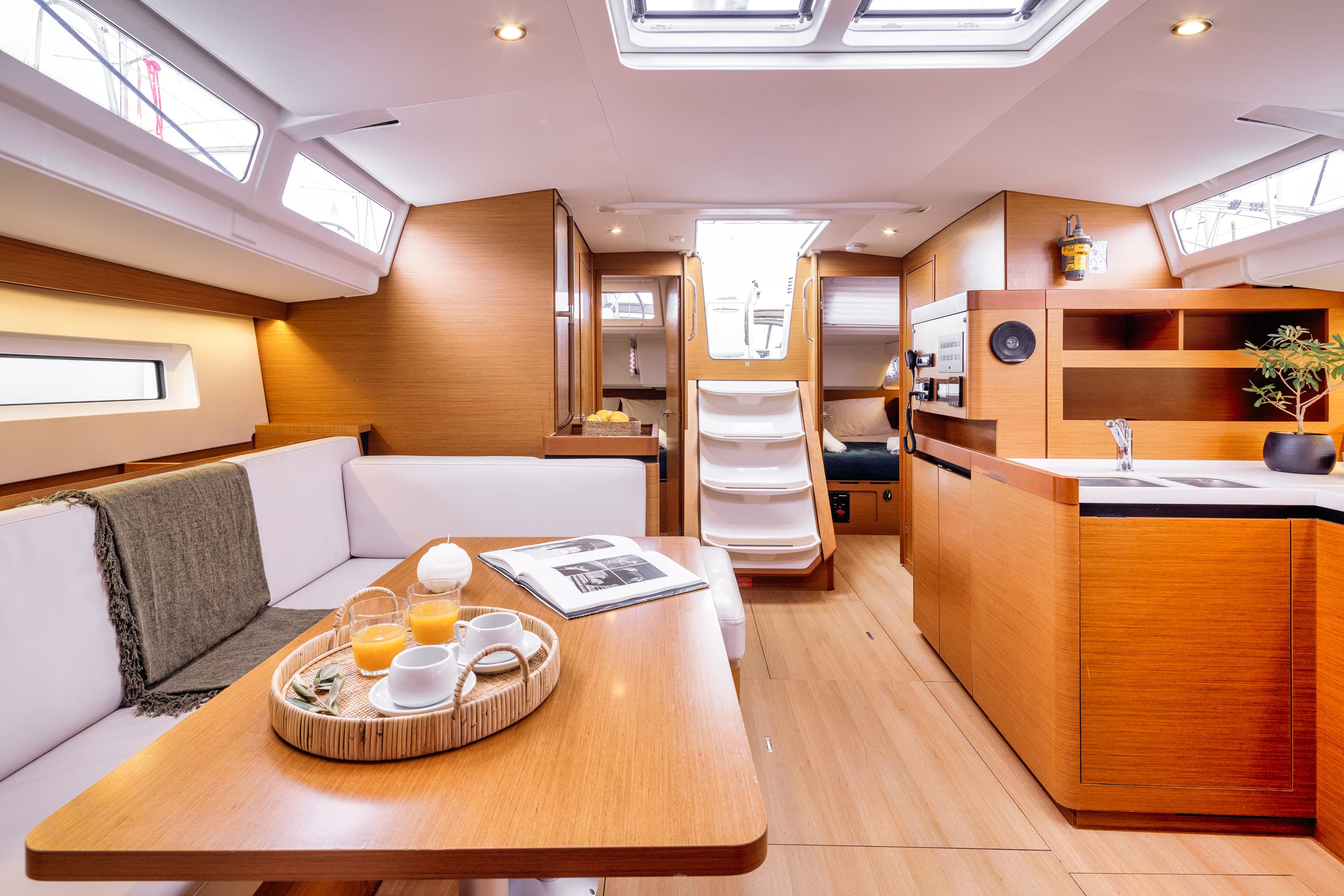 Sun Odyssey 490 - photo 9