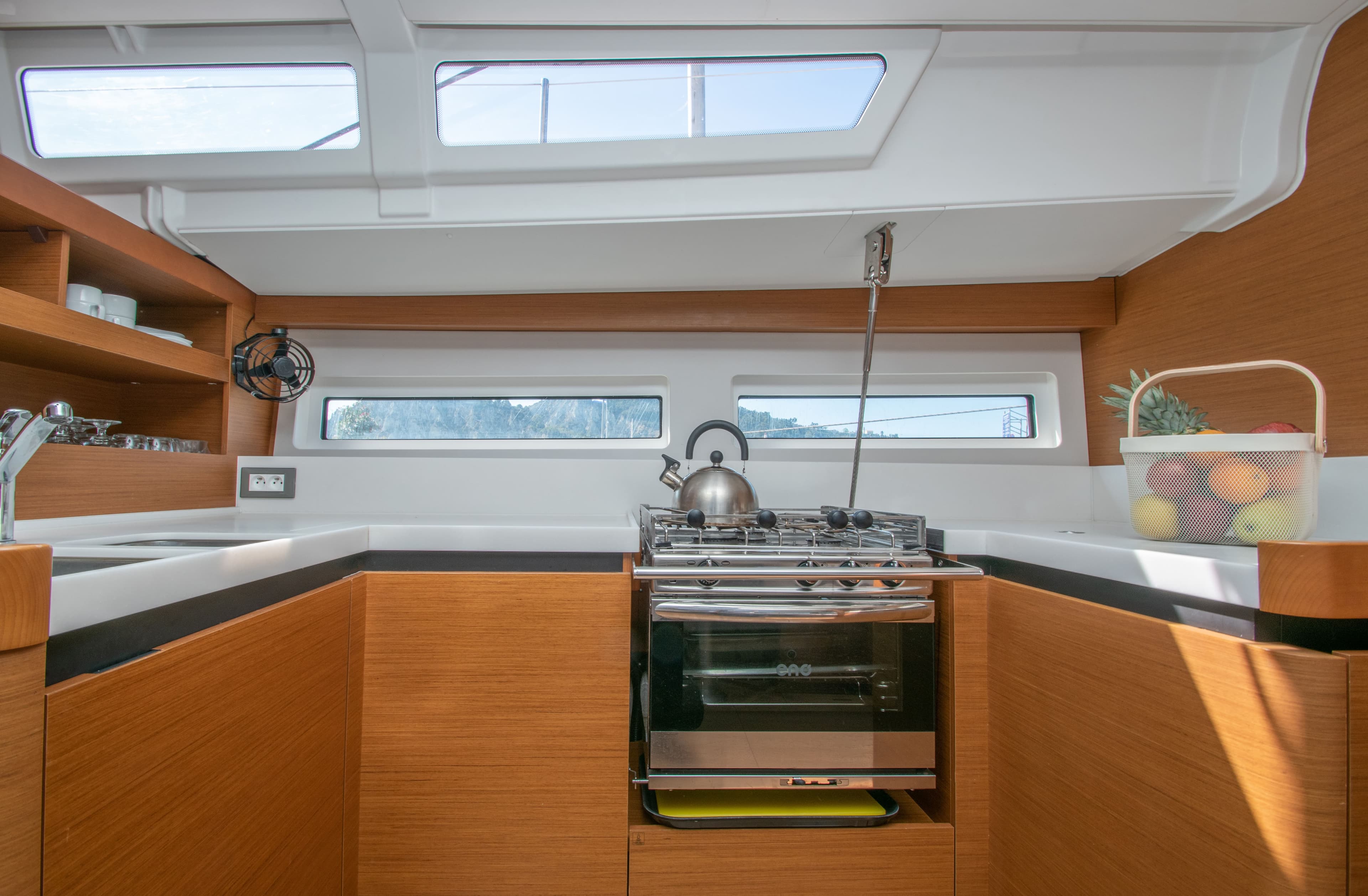 Sun Odyssey 490 - photo 4