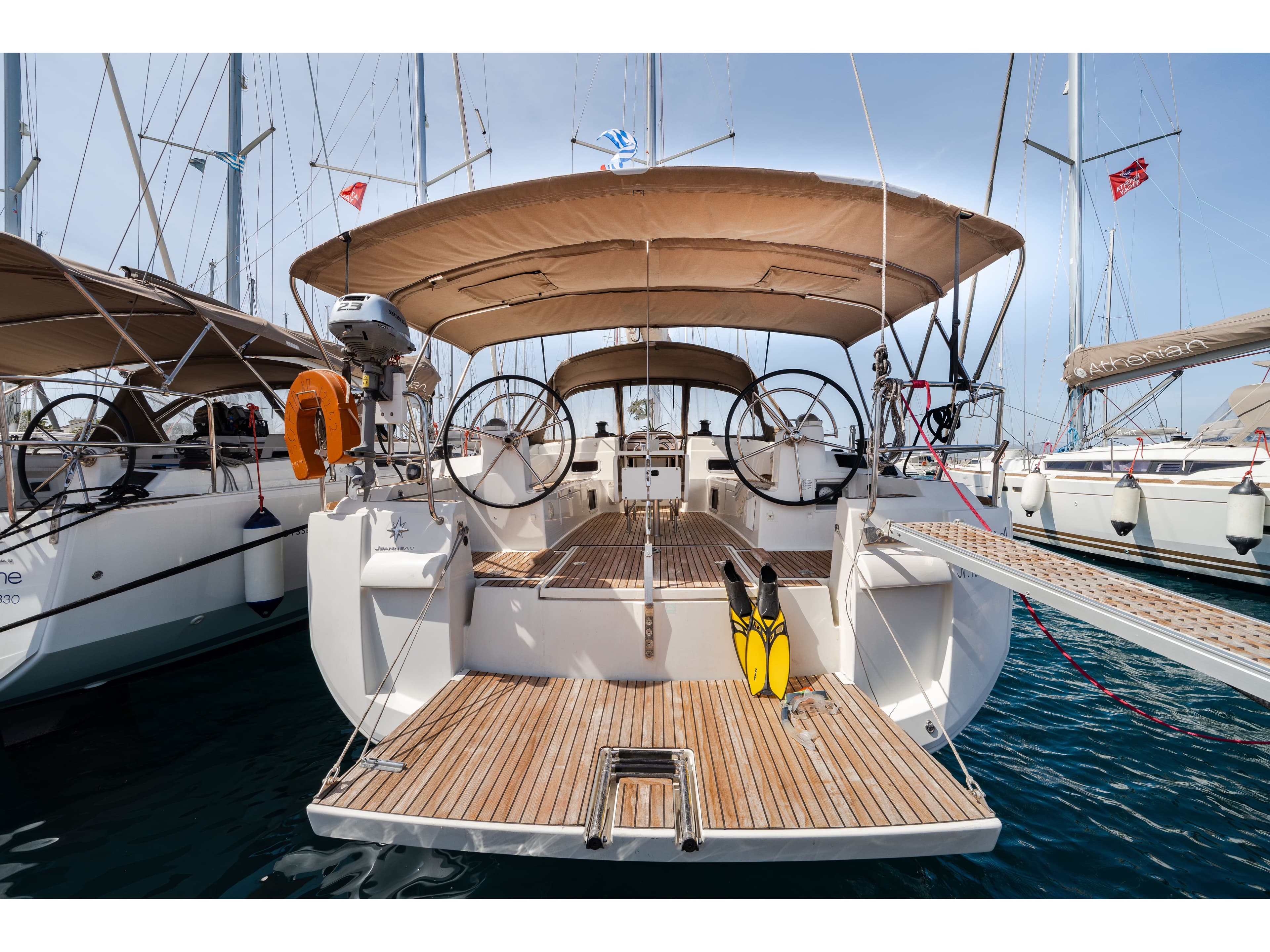 Sun Odyssey 479 - photo