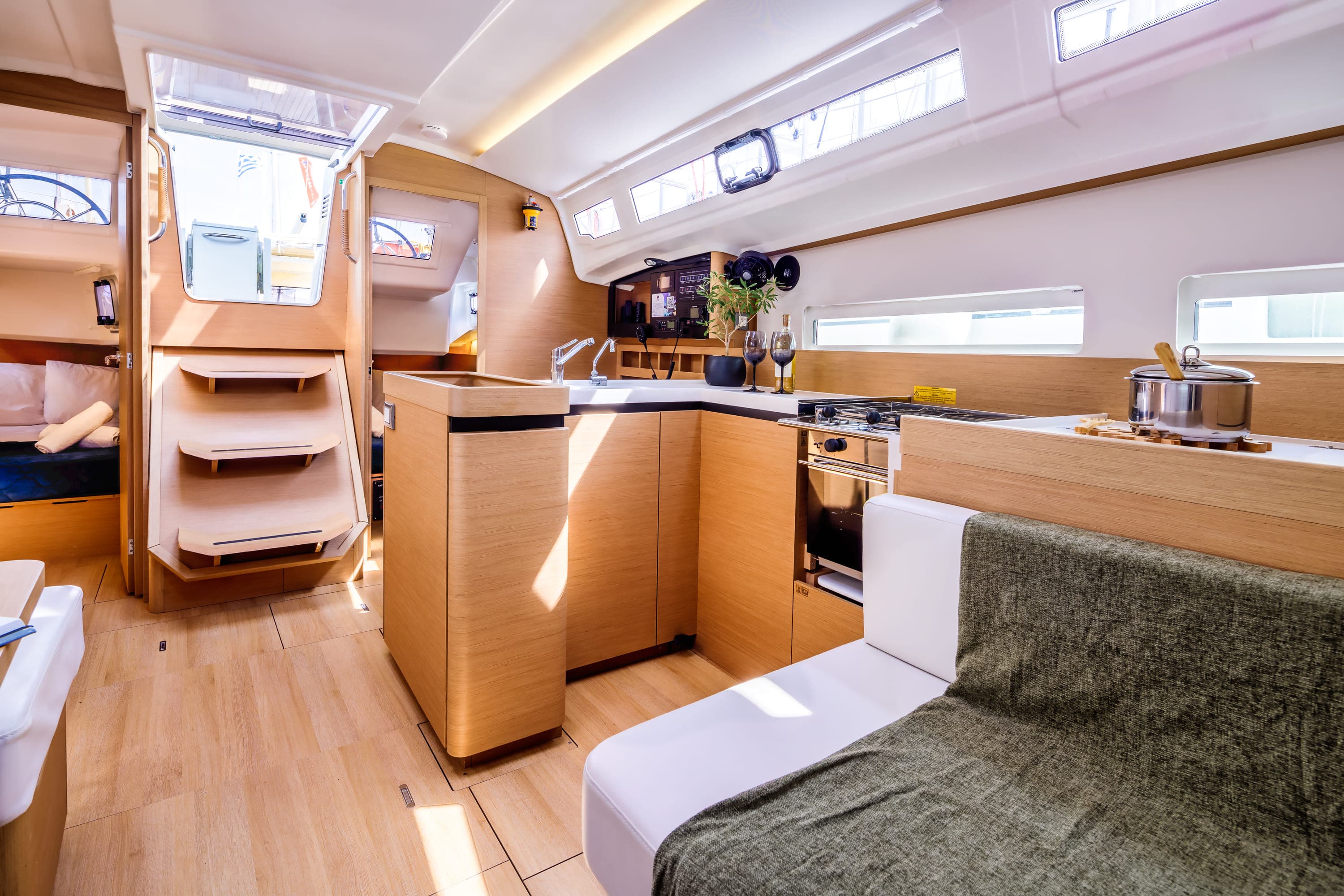 Sun Odyssey 410 - photo 7