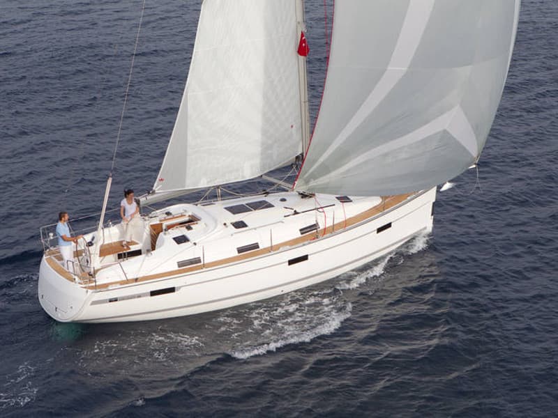 Bavaria Cruiser 36 - photo 9