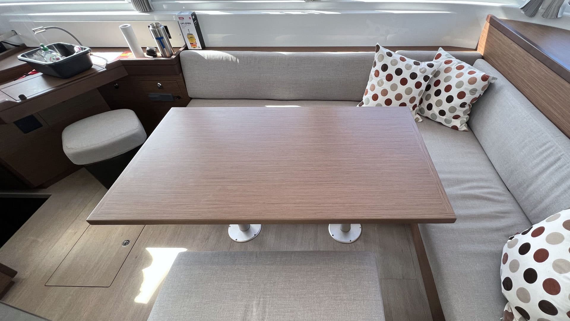 Lagoon 46  - photo 11