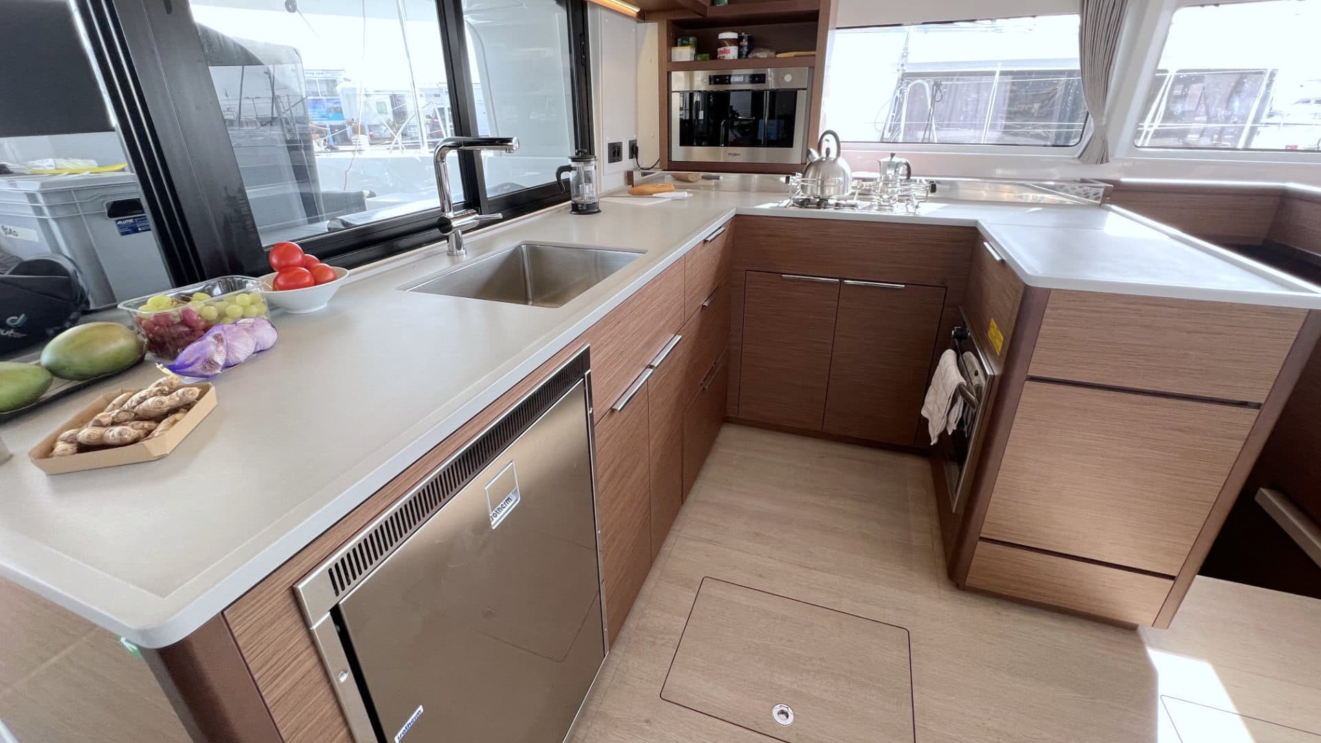 Lagoon 46  - photo 32