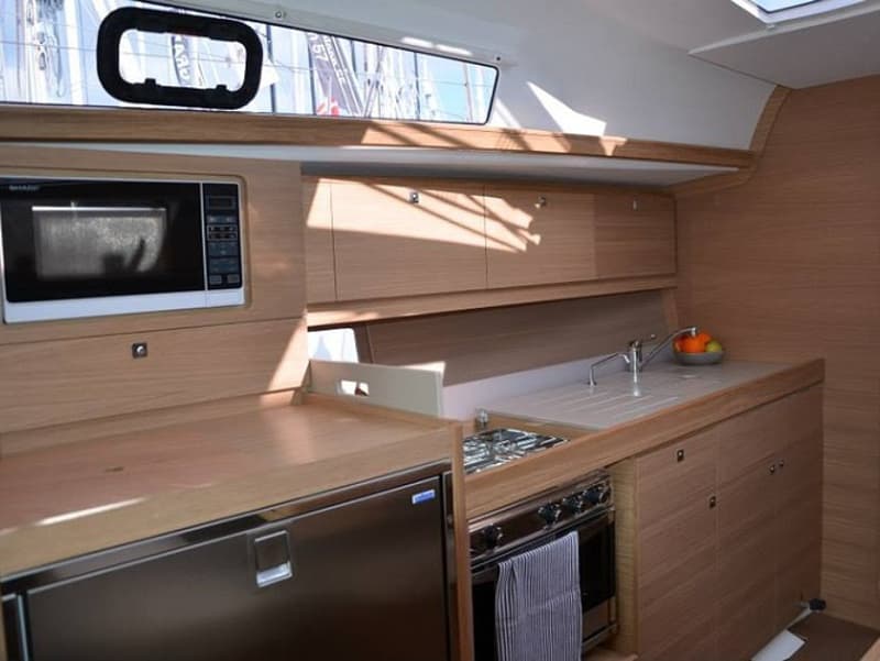 Dufour 382 Grand Large - photo 7