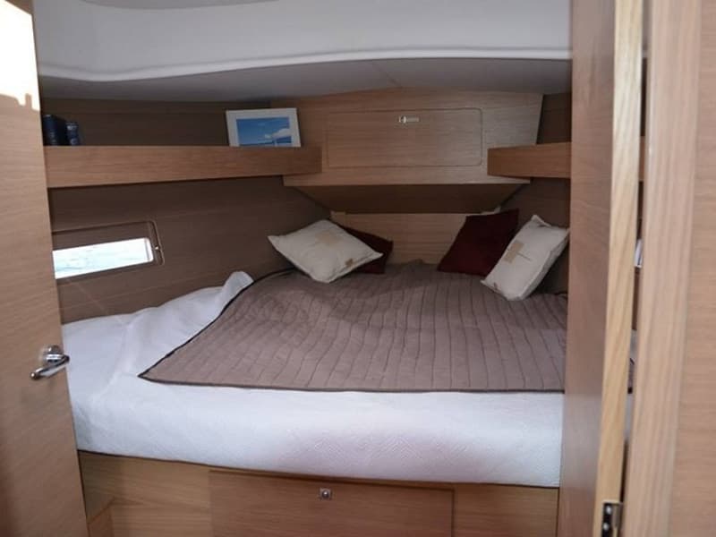 Dufour 382 Grand Large - photo 9