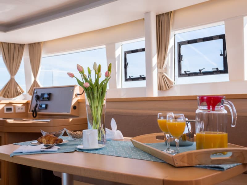 Lagoon 450 Fly - photo 7