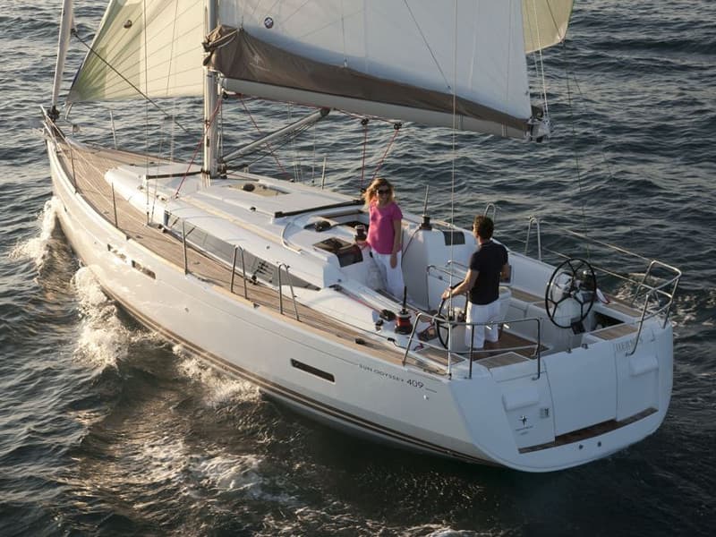 Sun Odyssey 409 - photo