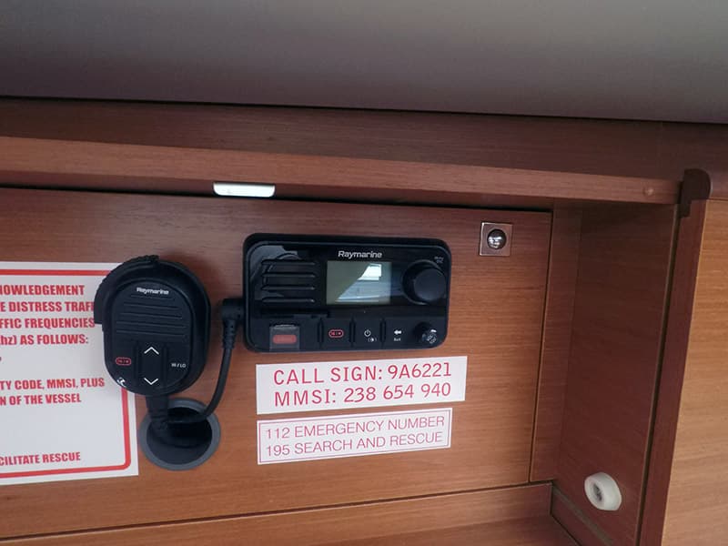 Dufour 460 Grand Large - photo 4