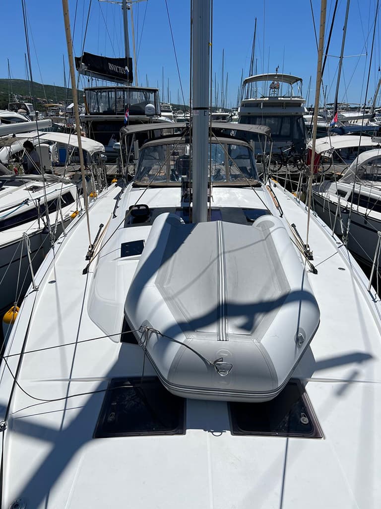 Dufour 470 - photo 40