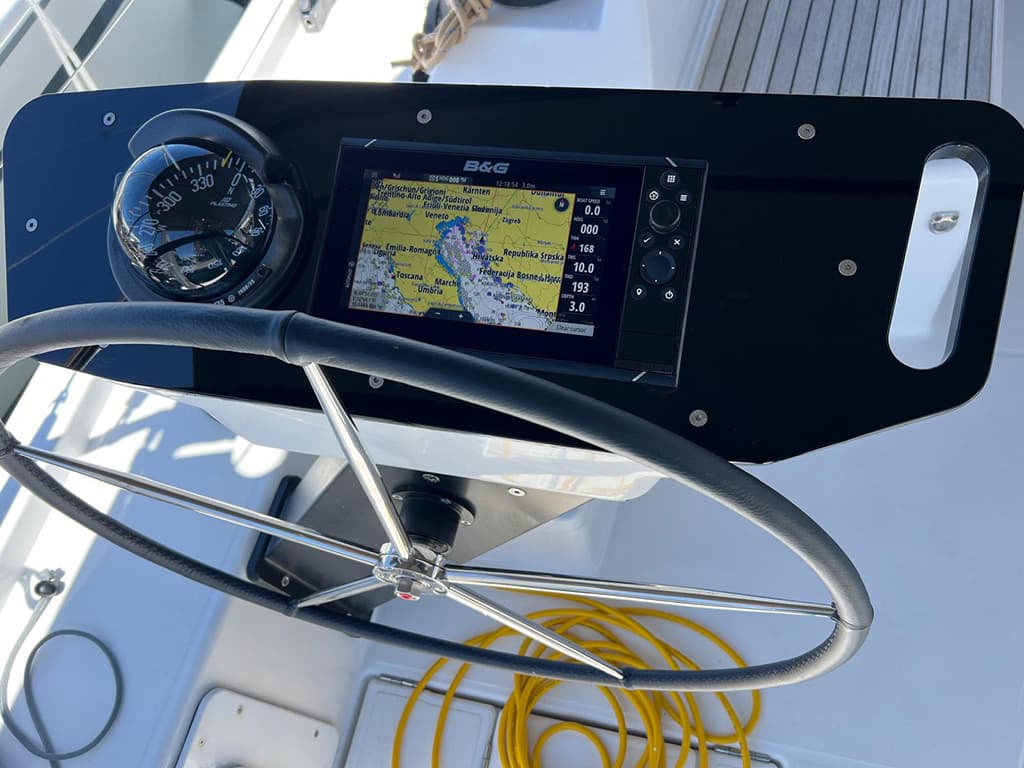 Dufour 470 - photo 32