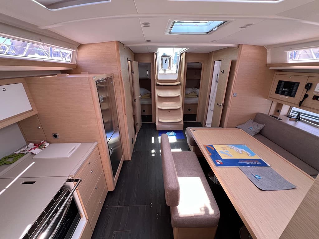 Dufour 470 - photo 19