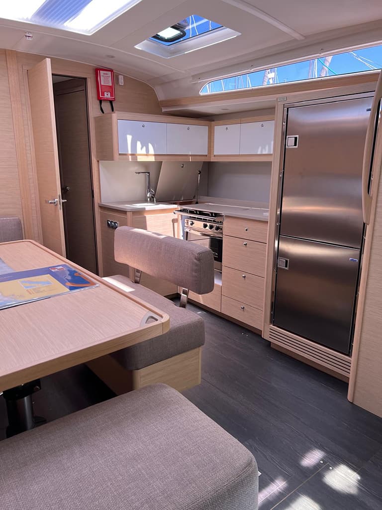 Dufour 470 - photo 35