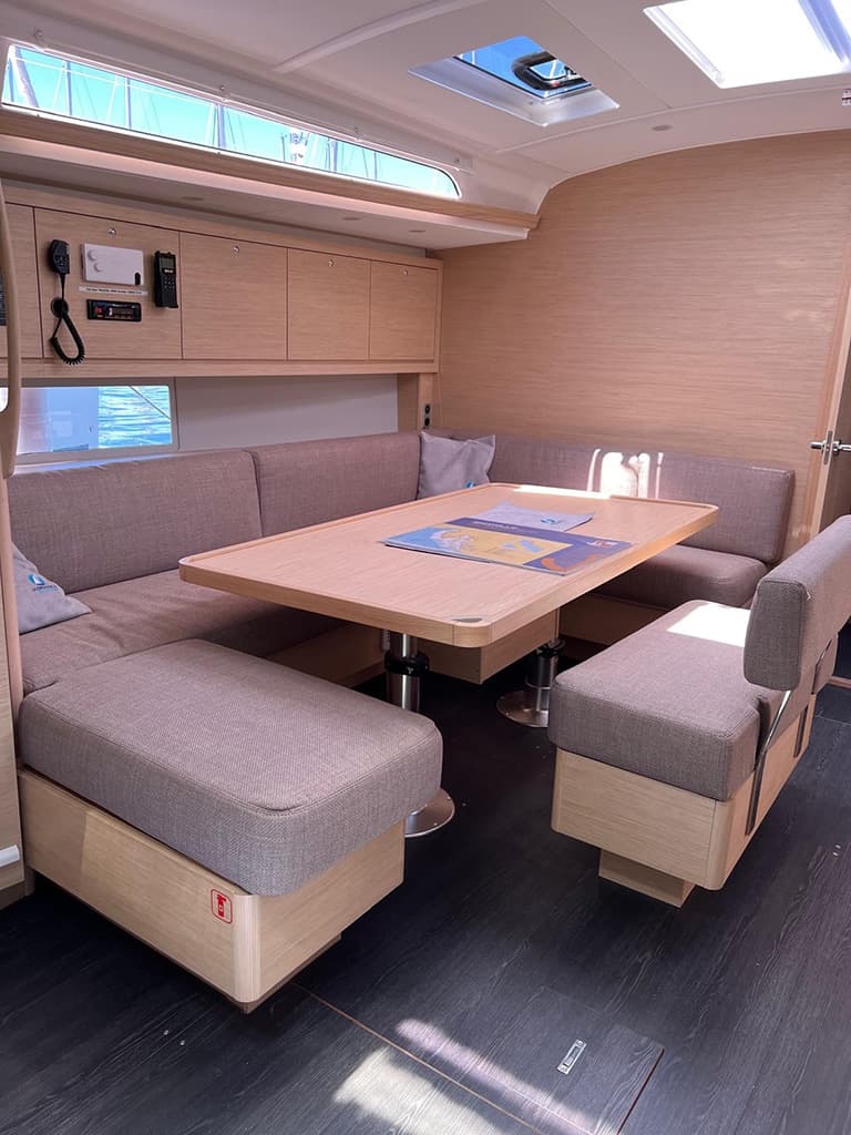Dufour 470 - photo 21