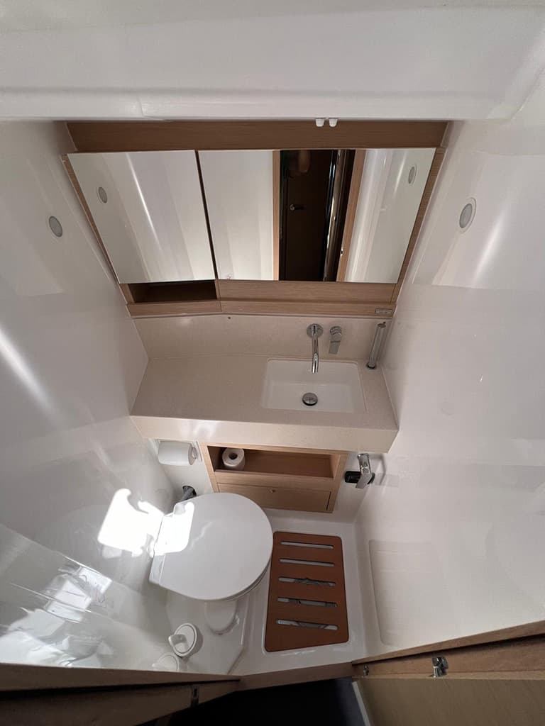 Dufour 470 - photo 15