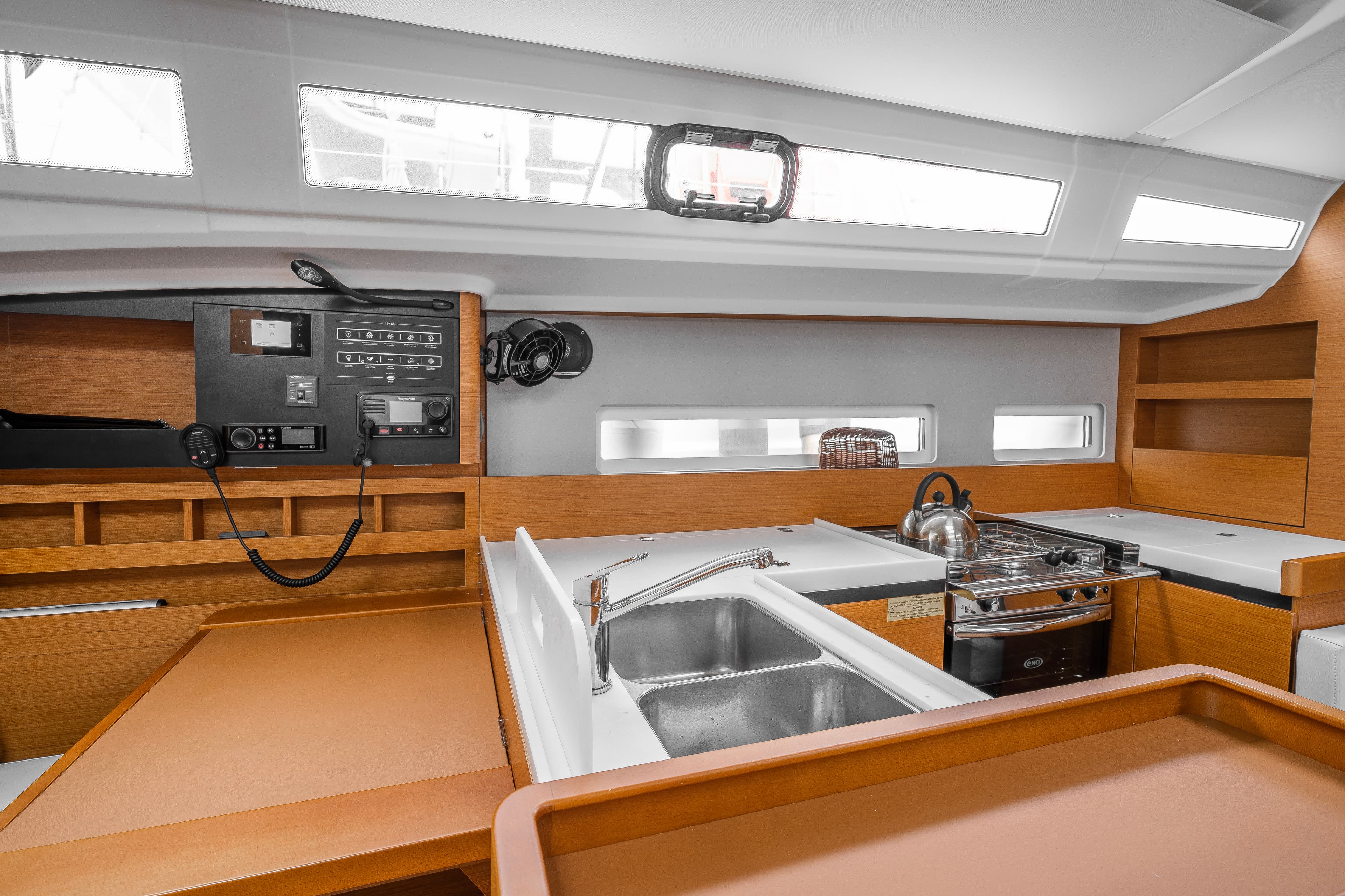 Sun Odyssey 410 - photo 10