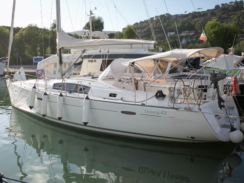 Oceanis 43 - photo 6