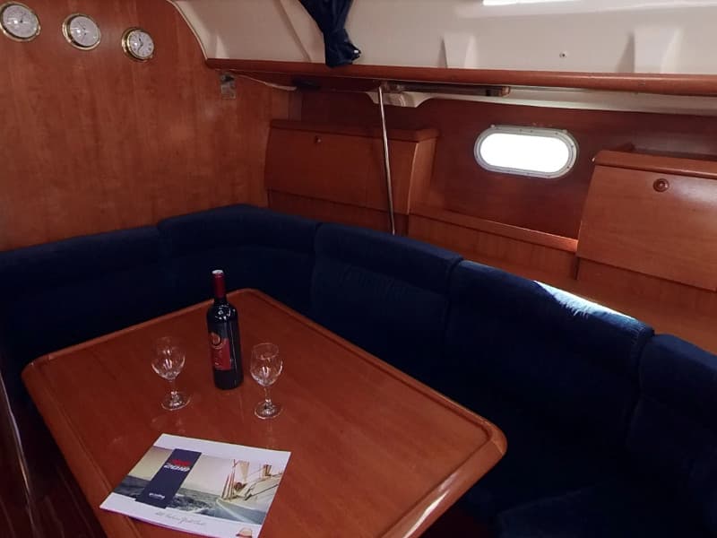 Sun Odyssey 40 - photo 8