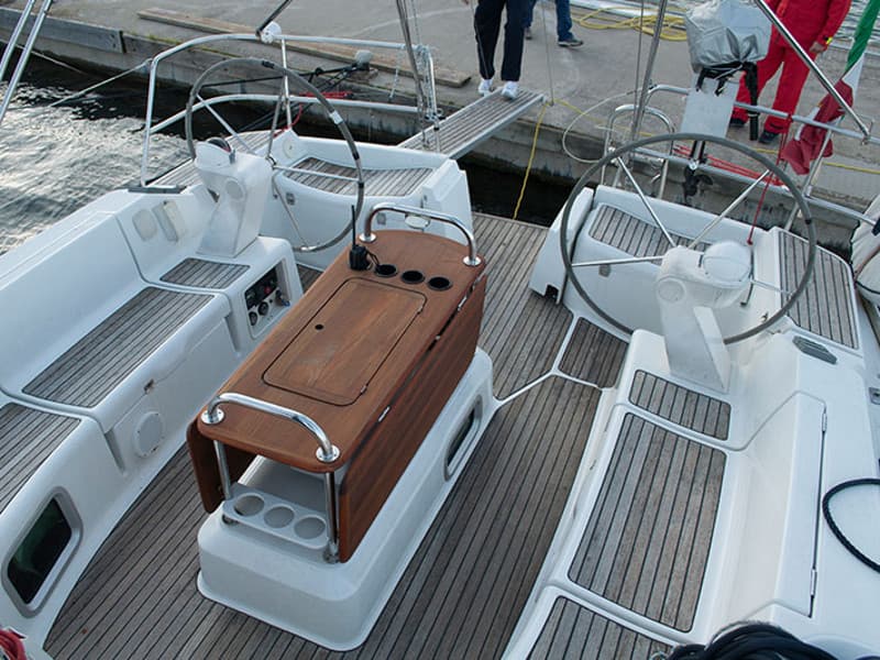 Sun Odyssey 45 - photo 9