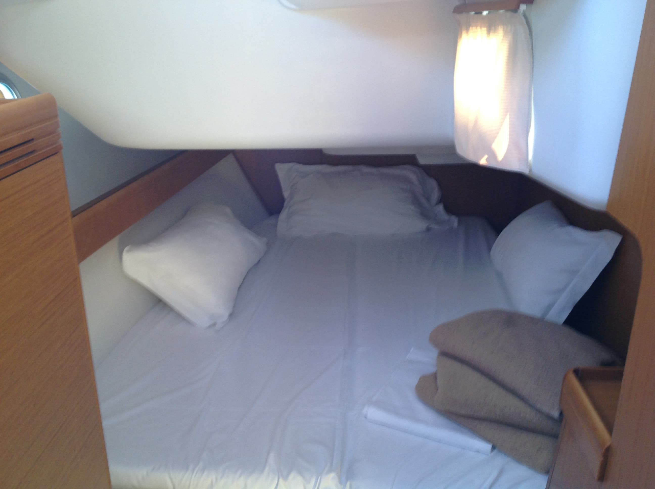 Sun Odyssey 42 i - photo 9