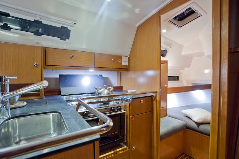 Bavaria 36 Cruiser - photo 9