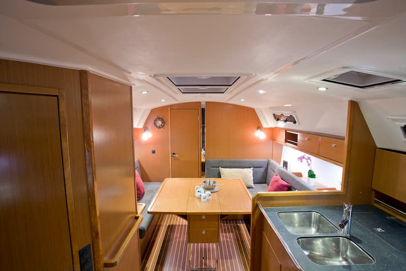 Bavaria 36 Cruiser - photo 14