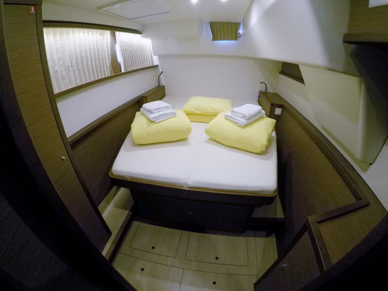 Lagoon 450 - photo 5