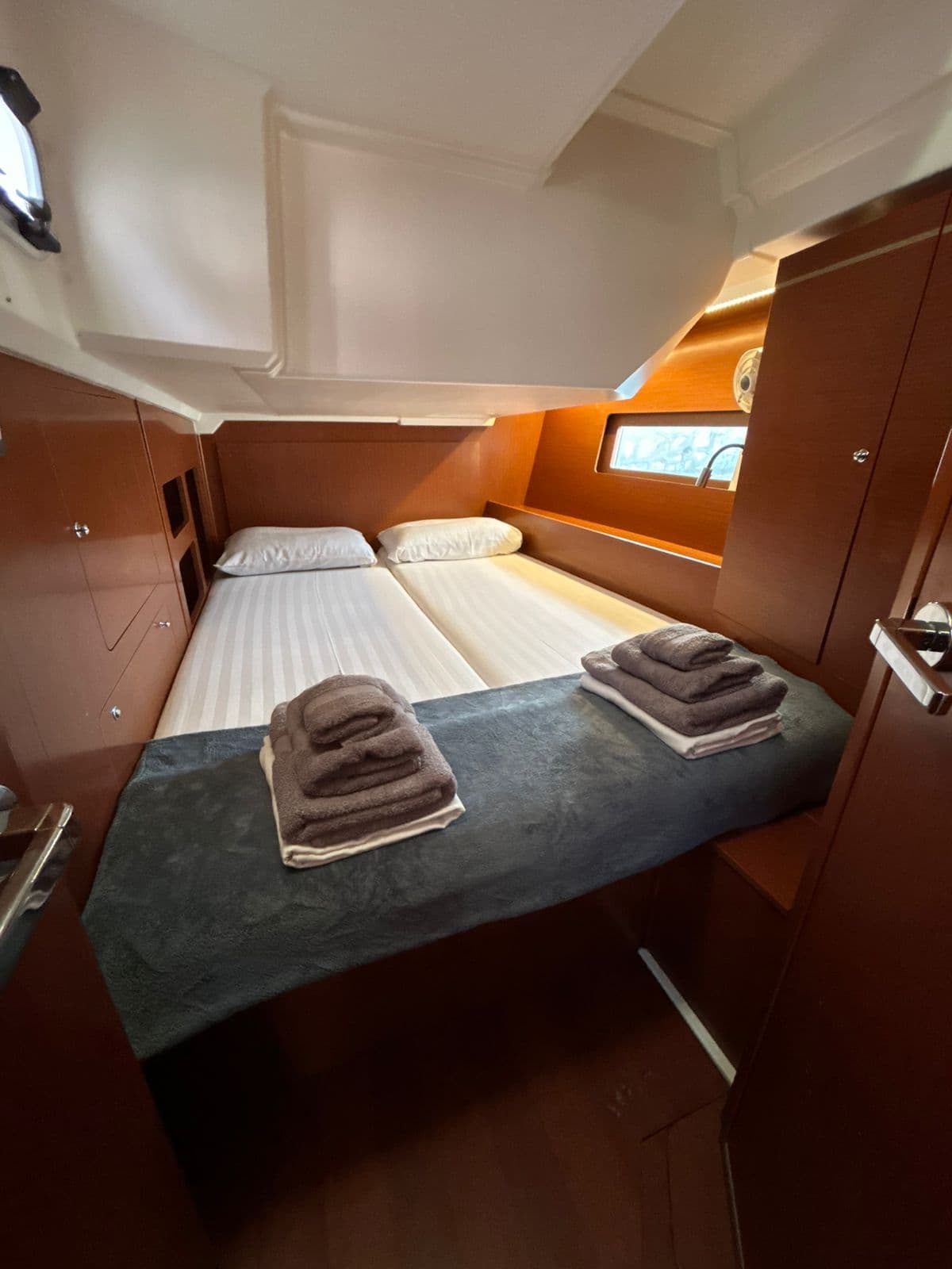 Oceanis 46.1 - photo 10