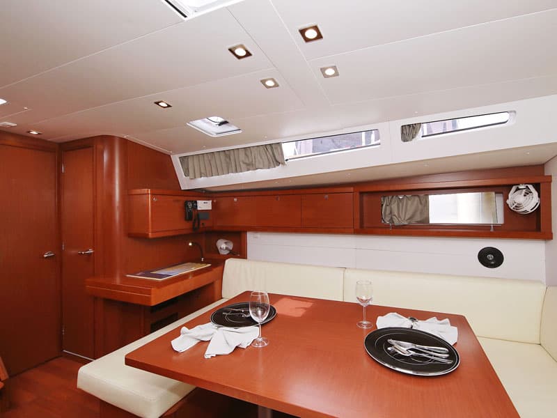 Oceanis 48 - photo 30