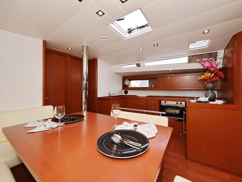 Oceanis 48 - photo 35