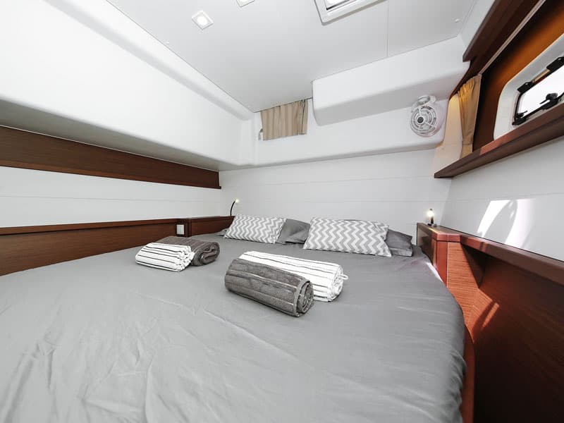 Lagoon 450 - photo 4