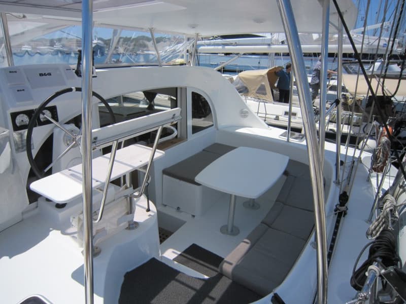 Lagoon 380 - photo 5