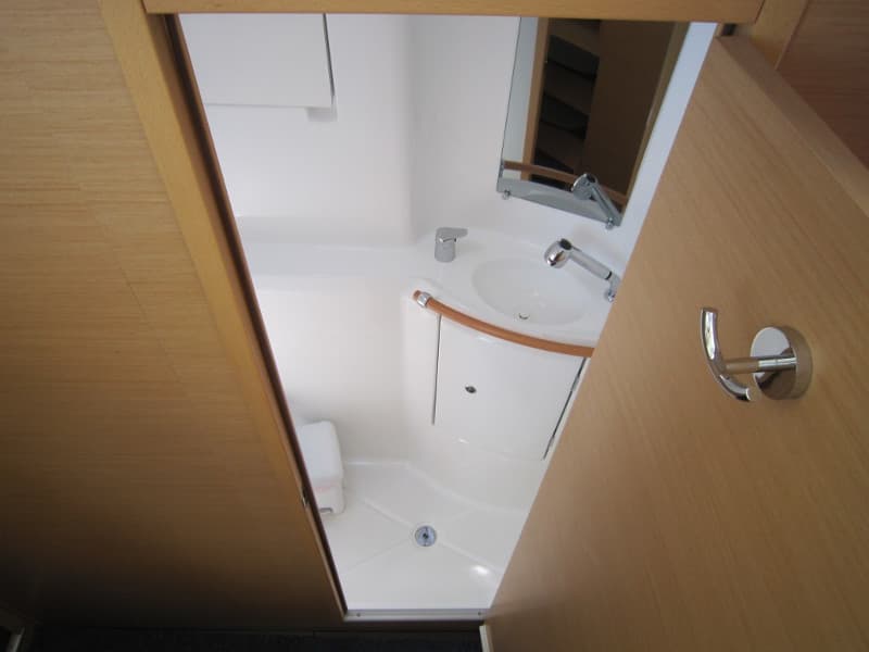 Lagoon 380 - photo 13