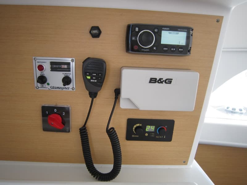 Lagoon 380 - photo 4